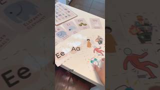 Teaching Spanish Vowels to Bilingual Kids [upl. by Eisle]