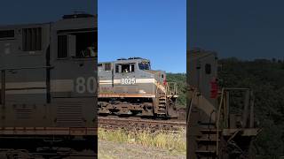 NS 8025 Monongahela Heritage Leads 63V Mingo Jct norfolksouthern hotoffthepress fyp [upl. by Essyla]