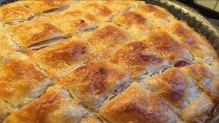 Sosisli ve Peynirli Börek Tarifi  Annemin Yemekleri [upl. by Geaghan]