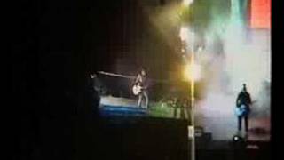 Guns N Roses  Welcome To The Jungle Boston 2002 [upl. by Aztiley]