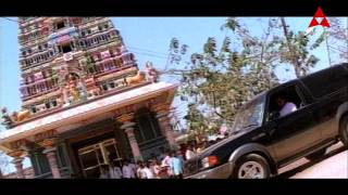 Nagarjuna Bike Race Action Scene  Ninne Pelladatha Movie  Nagarjuna Tabu [upl. by Janos]