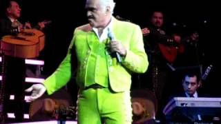 Que De Raro Tiene  Vicente Fernandez [upl. by Genny]