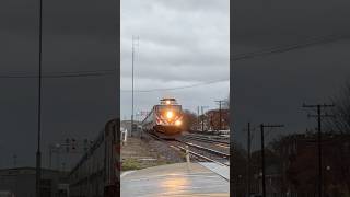 Metra 197 leads An express through Berwyn metra [upl. by Daphna867]