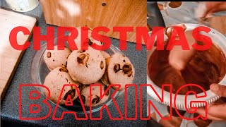 CHRISTMAS BAKING CHOCOLATE CHIP MUFFINS WITH US [upl. by Gottfried971]