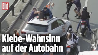 Klimakleber steigen Auto aufs Dach Autofahrer außer sich [upl. by Eddana]